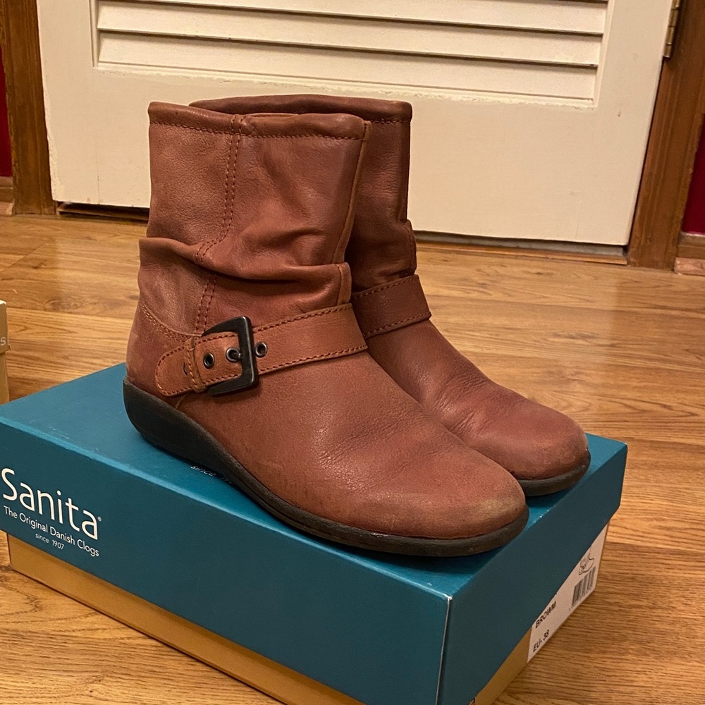 Sanita Felicia Leather comfort brown ankle boots 7.5